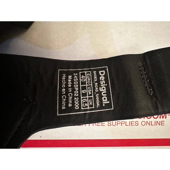 Desigual Chunky Platform Sandals Beige and Black Strappy Buckle Women’s 9 - Picture 9 of 10